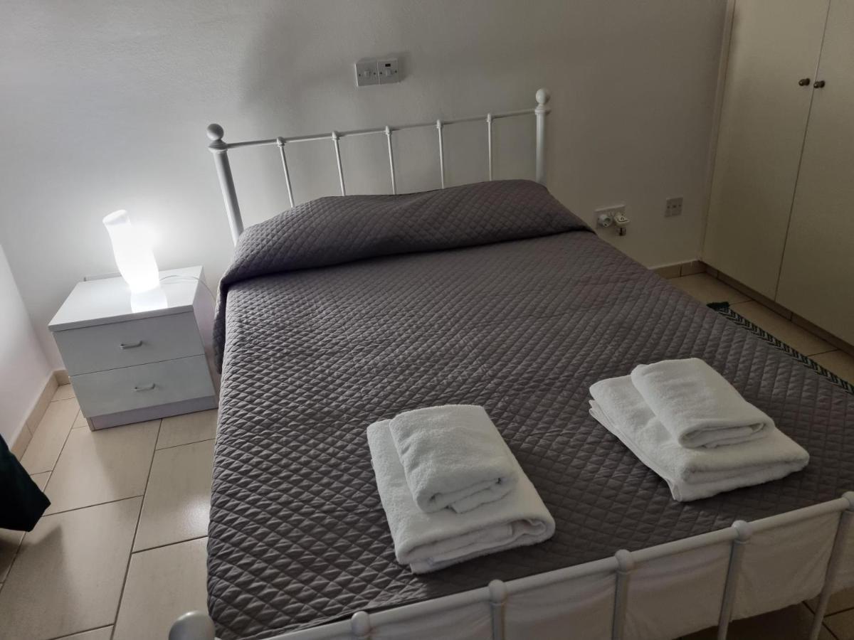 Cosy One Bedroom Apartment In Pafos Ngoại thất bức ảnh