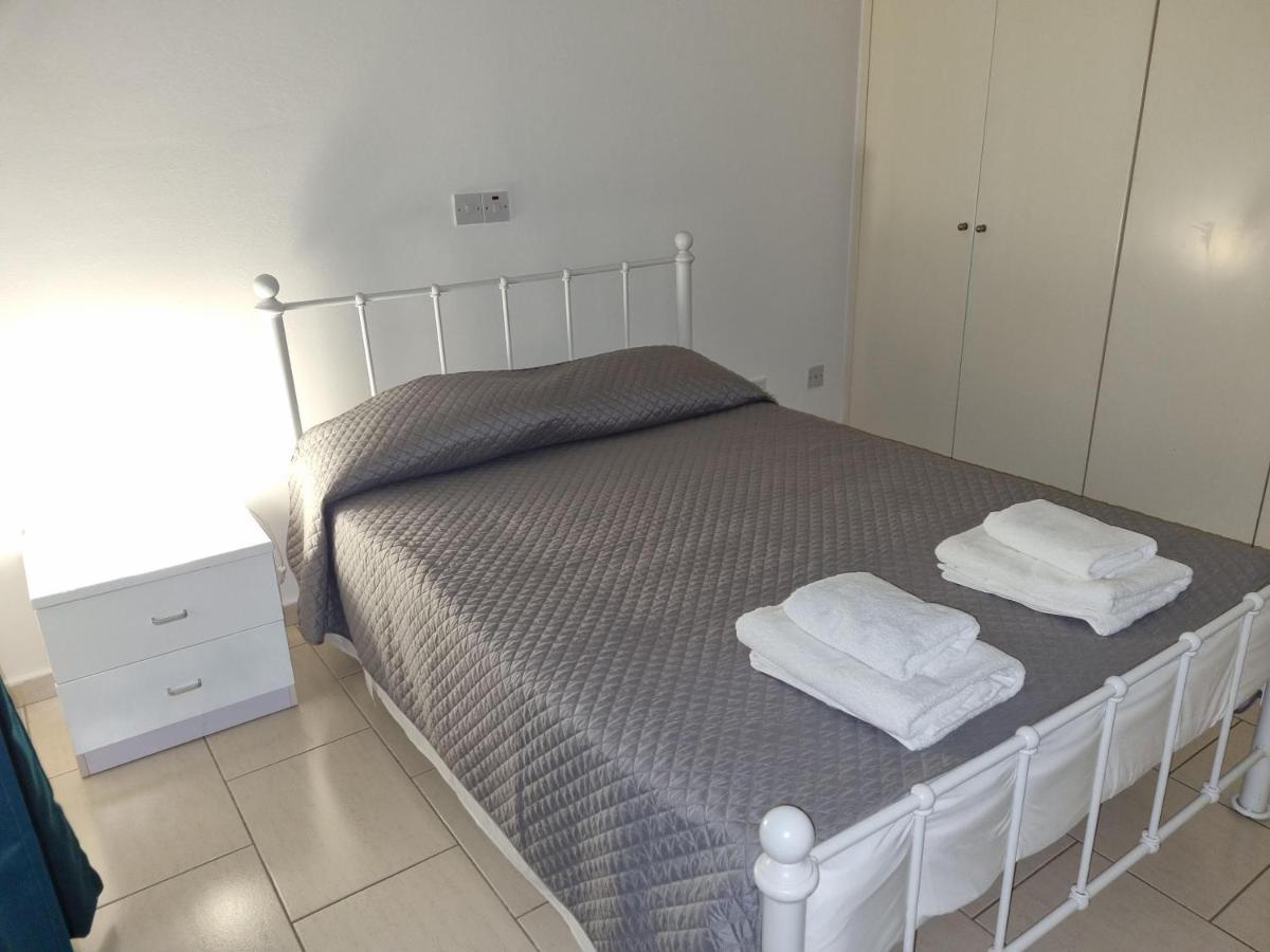 Cosy One Bedroom Apartment In Pafos Ngoại thất bức ảnh