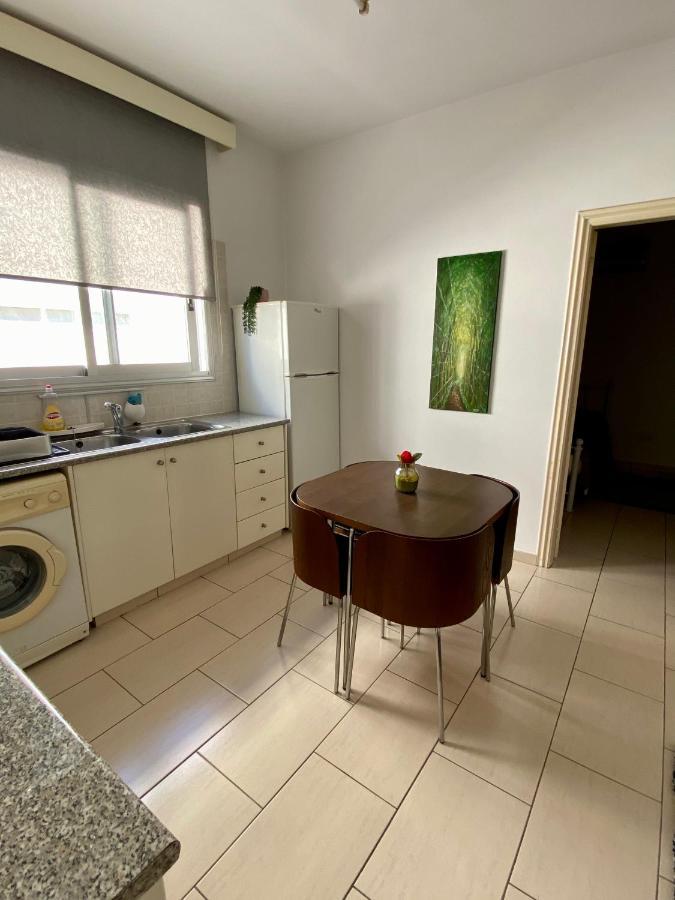 Cosy One Bedroom Apartment In Pafos Ngoại thất bức ảnh